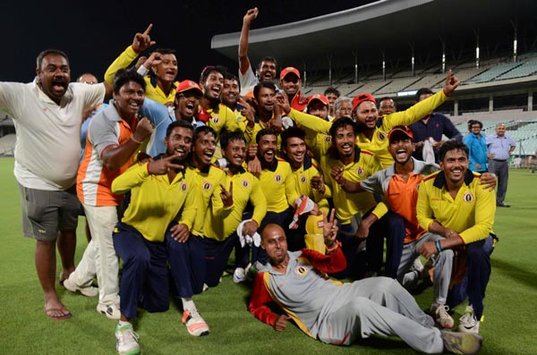 East Bengal won P Sen Memorial Invitation Trophy in Local Cricket dgtl