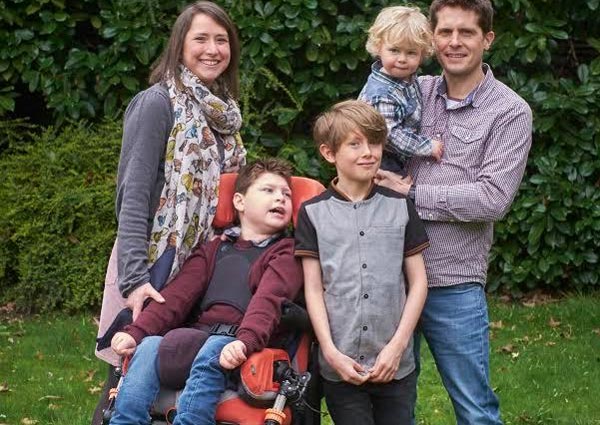 Mother refuses son to receive award for 100 percent attendance dgtl  