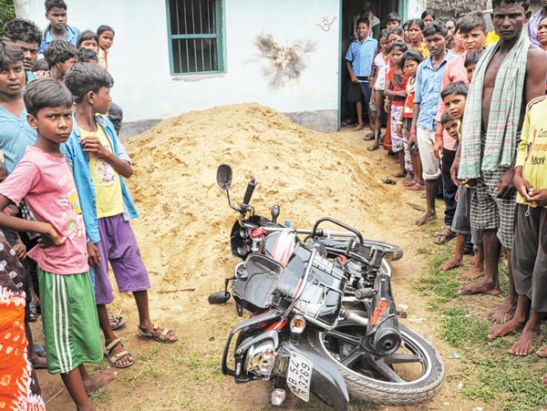 Conflict between Trinamool and BJP