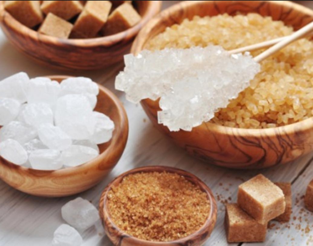 ফ্রুক্টোজ: সব্জি এবং ফলমূলে ফ্রুক্টোজ থাকে। মানুষ যদি খুব বেশি পরিমাণে ফ্রুক্টোজ খেয়ে থাকেন তা হলে তা ফ্যাটে পরিণত হয়ে দেহে জমে থাকে।