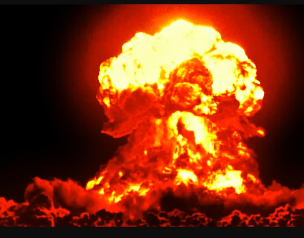 সবচেয়ে বড় যে পরমাণু বোমাটি রয়েছে আমেরিকার হাতে, তা ফেলা হলে, প্রথম ২৪ ঘণ্টায় কম করে ১৪ লক্ষ মানুষ প্রাণ হারাবেন। তার জেরে তাপ বিকিরণ ছড়িয়ে পড়বে যে ১৩ কিলোমিটার ব্যাসার্ধের এলাকা জুড়ে, তাতে গুরুতর জখম হবেন আরও ৩৭ লক্ষ মানুষ।