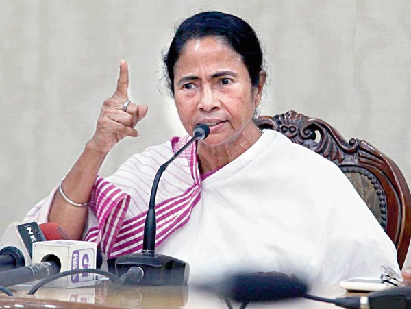 Bengal is angry about the discriminatory behavior of Narendra Modi on the flood situation