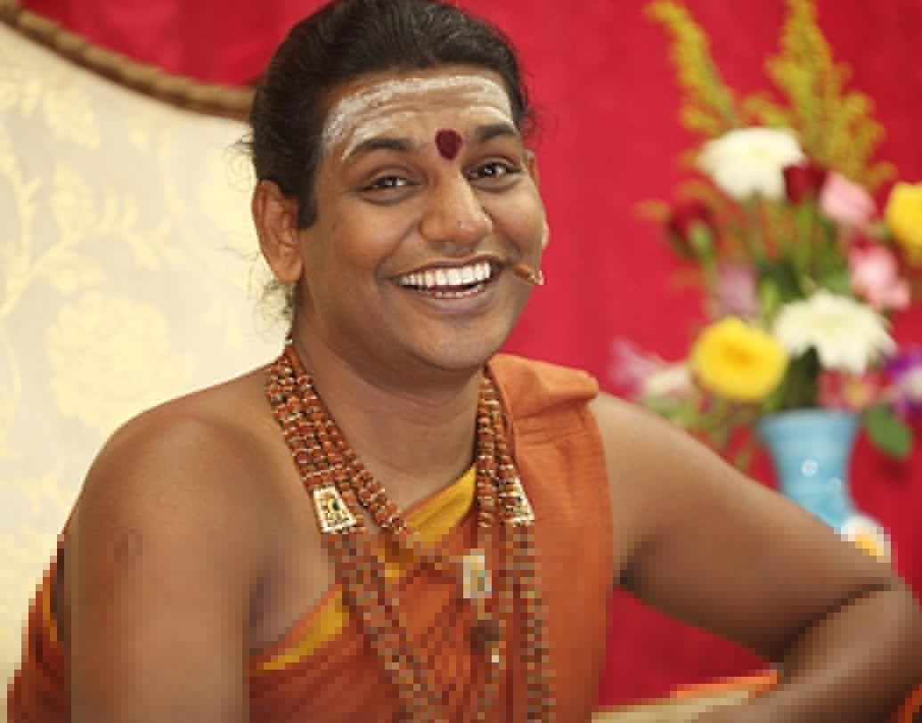 নিত্যানন্দ: একাধিক ধর্ষণ ও শ্লীলতাহানির অভিযোগে ২০১২ সালের জুনে বেঙ্গালুরুর আশ্রম থেকে ধর্মগুরু নিত্যানন্দকে গ্রেফতার করে পুলিশ। এক তামিল নায়িকার সঙ্গে যৌন সম্পর্কের ভিডিও সামনে আসায় তাঁকে নিয়ে প্রবল বিতর্ক হয়।