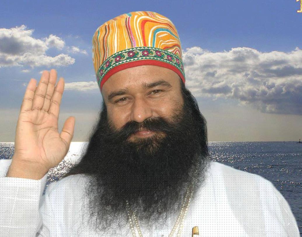 •  রাম রহিমের প্রায় ৫ কোটি ভক্ত। পঞ্জাব ও হরিয়ানার শহর ও গ্রামাঞ্চলে ডেরা সাচার বহু কেন্দ্র রয়েছে।