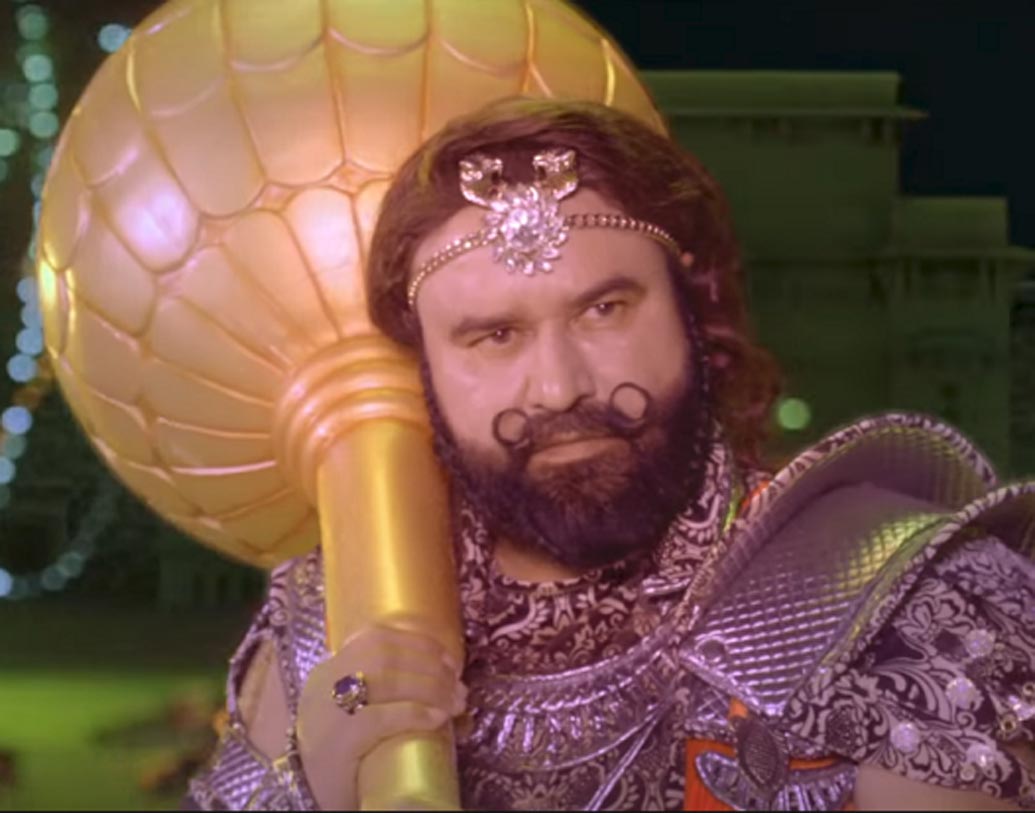 • চামড়া ও রাইনস্টোন রাম রহিমের খুব প্রিয়। তাঁর পোশাক-আশাকে এই দুটো জিনিস প্রায়ই দেখা যায়।