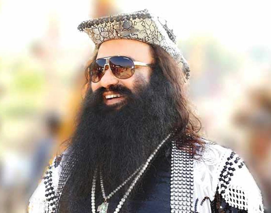 • ব্রিটেনের ওয়ার্ল্ড রেকর্ড ইউনিভার্সিটি থেকে সাম্মানিক ডক্টরেট ডিগ্রি পেয়েছেন।