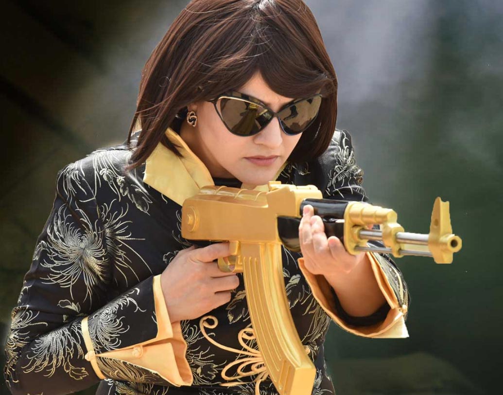 ১৯৯৯-এ সিরসার এক ডেরা ভক্ত বিশ্বাস গুপ্তের সঙ্গে তাঁর বিয়ে হয়। সেই সময় থেকেই রাম রহিমের সঙ্গে পরিচয় এবং ঘনিষ্ঠতা। প্রিয়ঙ্কা থেকে তিনি পরিচিত হন হানিপ্রীত নামে।