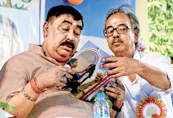 Anubrata Mandal calls Panchayat meeting at Tarapith