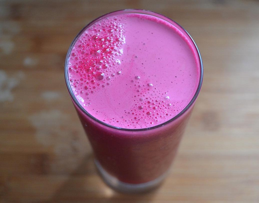 স্ট্যামিনা: বিটরুট জুসের মতো বেশ কিছু জুস রক্ত সঞ্চালন বাড়িয়ে, রক্তে অক্সিজেনের মাত্রা বাড়িয়ে স্ট্যামিনা বাড়াতে সাহায্য করে। এই জুস অ্যাথলিটদের জন্য খুবই উপকারি।