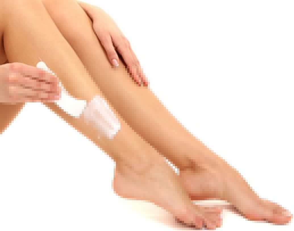 হেয়ার রিমুভ্যাল ক্রিম: ডেপিলেটর বা হেয়ার রিমুভ্যাল ক্রিম ব্যবহার করলে তা শেভিংয়ের তুলনায় দীর্ঘস্থায়ী হয়। বাড়িতেই সহজে হেয়ার রিমুভ্যালের জন্য ভাল এই পদ্ধতি। তবে অনেক সময় এই সব ক্রিমে থাকা রায়ায়নিকে ত্বকের ক্ষতি হতে পারে।