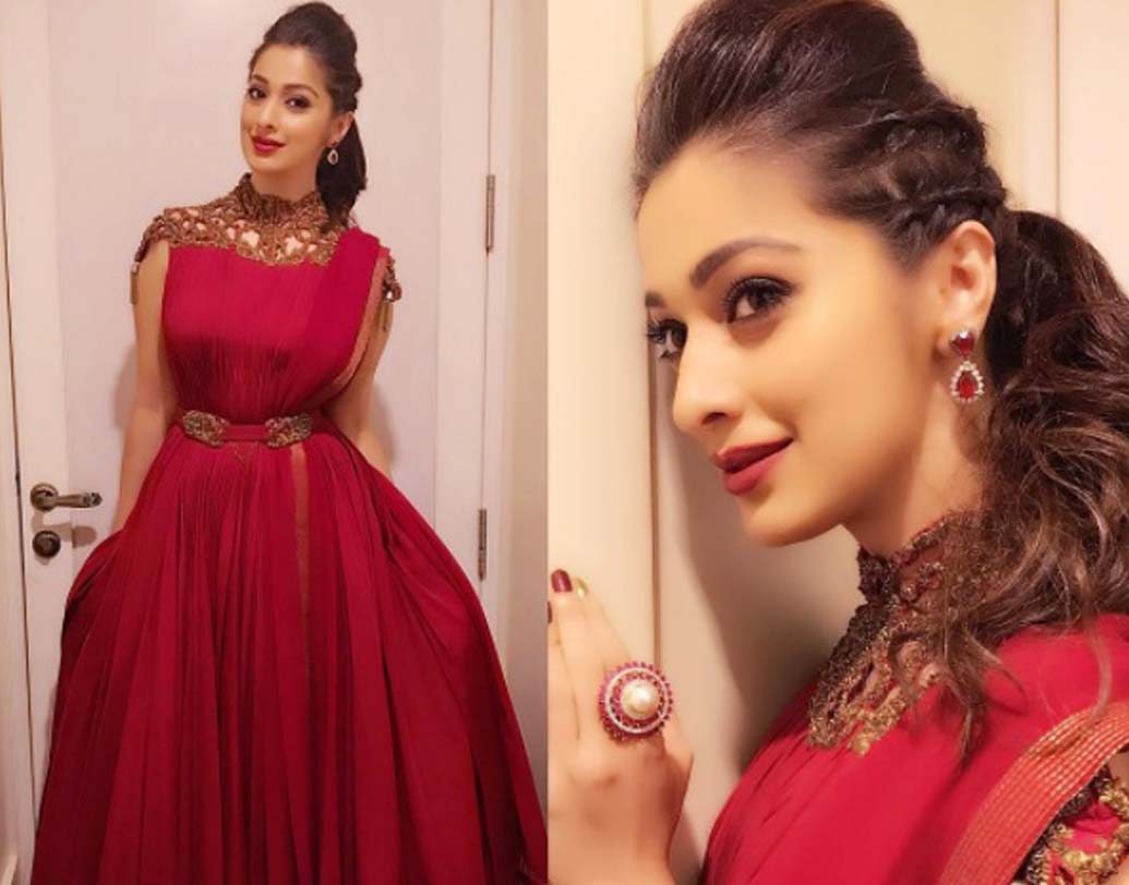 মডেল-অভিনেত্রী রাই কিন্তু ফ্যাশন ও গ্ল্যামারে বলিউডের পরিচিত নায়িকাদের থেকে কোনও অংশে কম নন। ইনস্টাগ্রামের ছবিগুলিই তাঁর প্রমাণ।