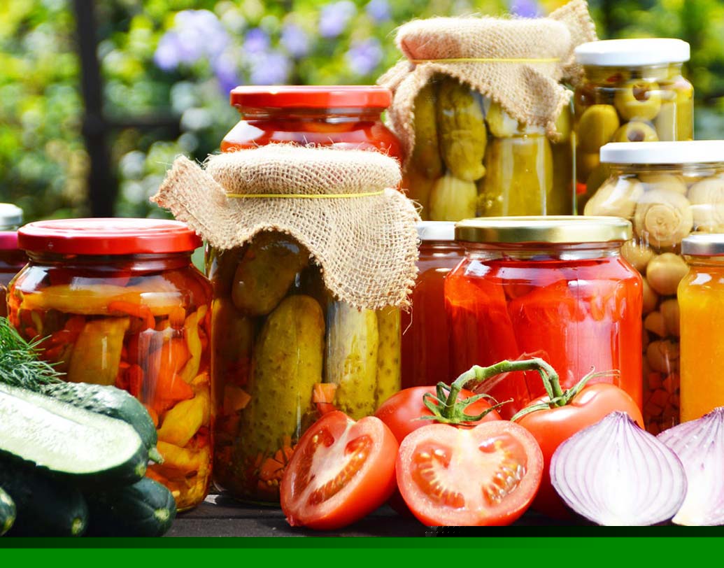 ফার্মেন্টেড ফুড: যে কোনও ফার্মেন্টড ফুডে স্বাস্থ্যকর ব্যাকেটেরিয়া থাকে। যা শরীরের জন্য খুবই উপকারি। আচার, কিমচির মতো ফার্মেন্টেড খাবার অনেক দিন রেখে দিলেও ভাল থাকে।