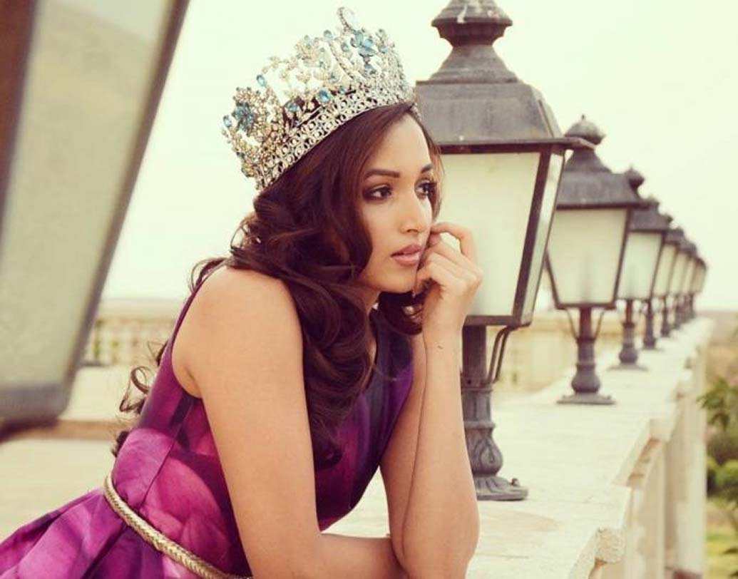 শ্রীনিধি শেট্টি: মিস ডিভা ২০১৬ প্রতিযোগিতায় ফার্স্ট রানার্স আপ হওয়ার পর আন্তজার্তিক মঞ্চেও সফল শ্রীনিধি। ২১ বছর বয়সে মিস সু্প্রান্যাশনাল জেতার আগে ২ বছর বেঙ্গালুরুতে আইটি প্রফেশনাল হিসেবে কাজ করেছেন শ্রীনিধি।