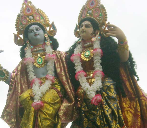 Sense of Durga Puja mixed with Jhulon of Nabadwip