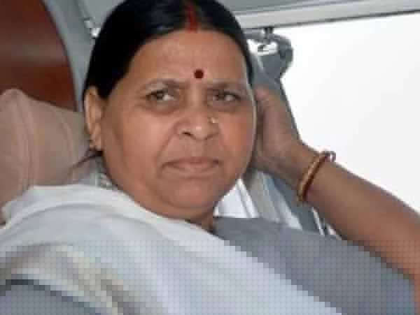 Sushil Modi makes fresh allegations that Rabri Devi hand over her flats