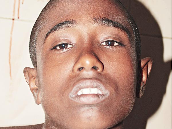 Bus fall into a canal while overtaking