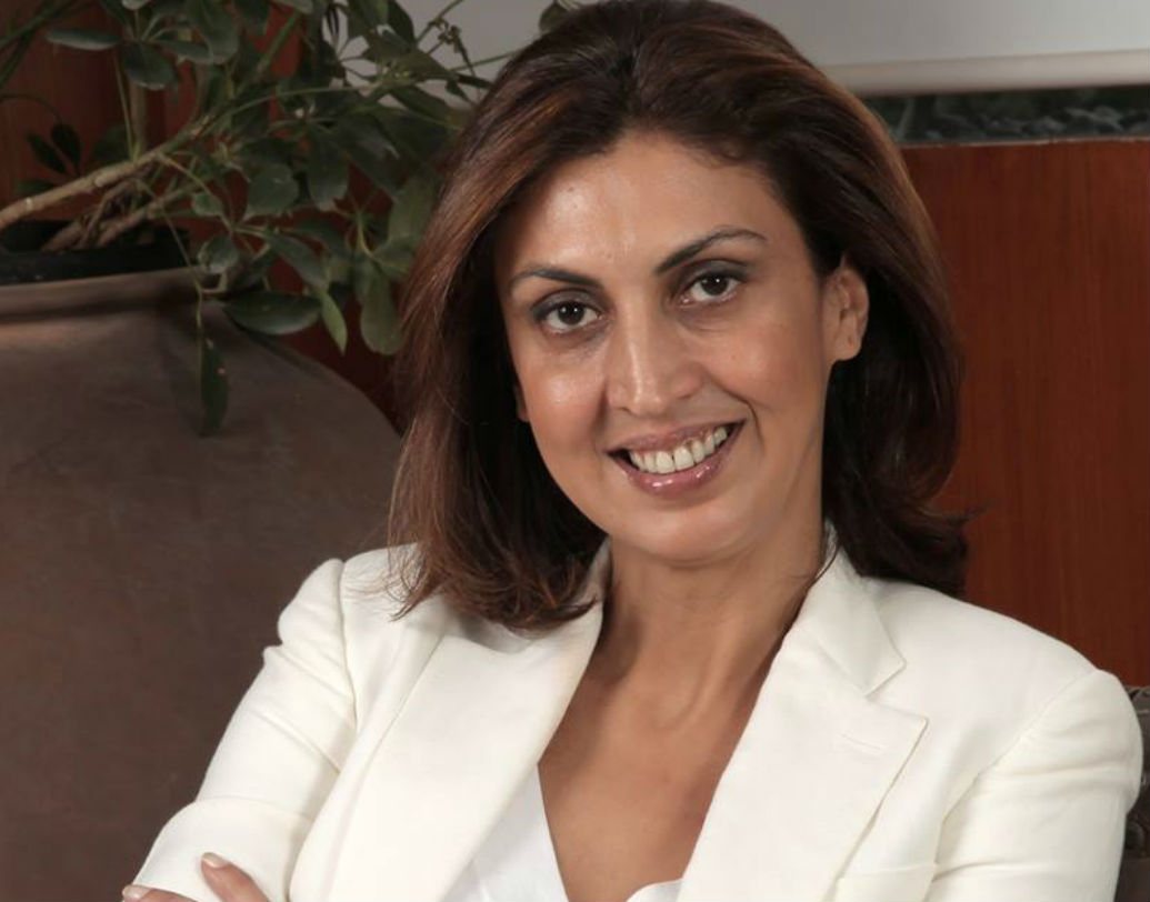 তানিয়া দুবাশ: গোদরেজ গ্রুপের চেয়ারম্যান আদি গোদরেজের মেয়ে তানিয়া বর্তমানে ওই সংস্থার চিফ ব্র্যান্ড অফিসার। ভারতীয় মহিলা ব্যাঙ্কের বোর্ড অফ চেয়ারম্যানের অন্যতম সদস্যও তিনি। মার্কিন যুক্তরাষ্ট্রের ব্রাউন ইউনিভার্সিটি থেকে অর্থনীতি এবং রাষ্ট্রবিজ্ঞান নিয়ে পড়াশোনা করেছেন তানিয়া।