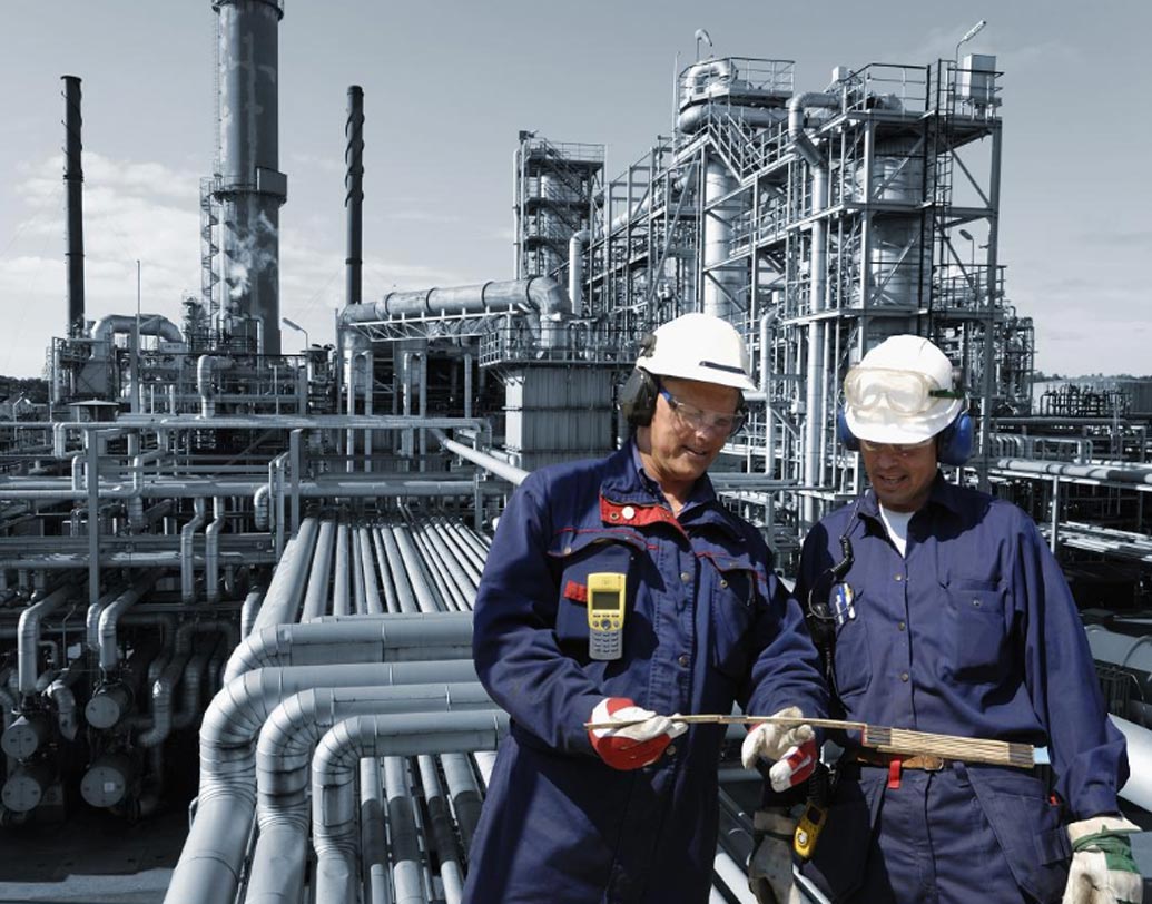 ওয়েল অ্যান্ড ন্যাচরাল গ্যাস সেক্টর প্রফেশনাল:
এই সেক্টরে কাজ করলে মাসের শেষে আপনার পকেট খুশি থাকবে নিশ্চিত। এক্সপেরিয়েন্সড হলে বছরে ১৫-২০ লক্ষ টাকা হেসে খেলে আয় করতে পারবেন বলে দাবি বিশেষজ্ঞদের।