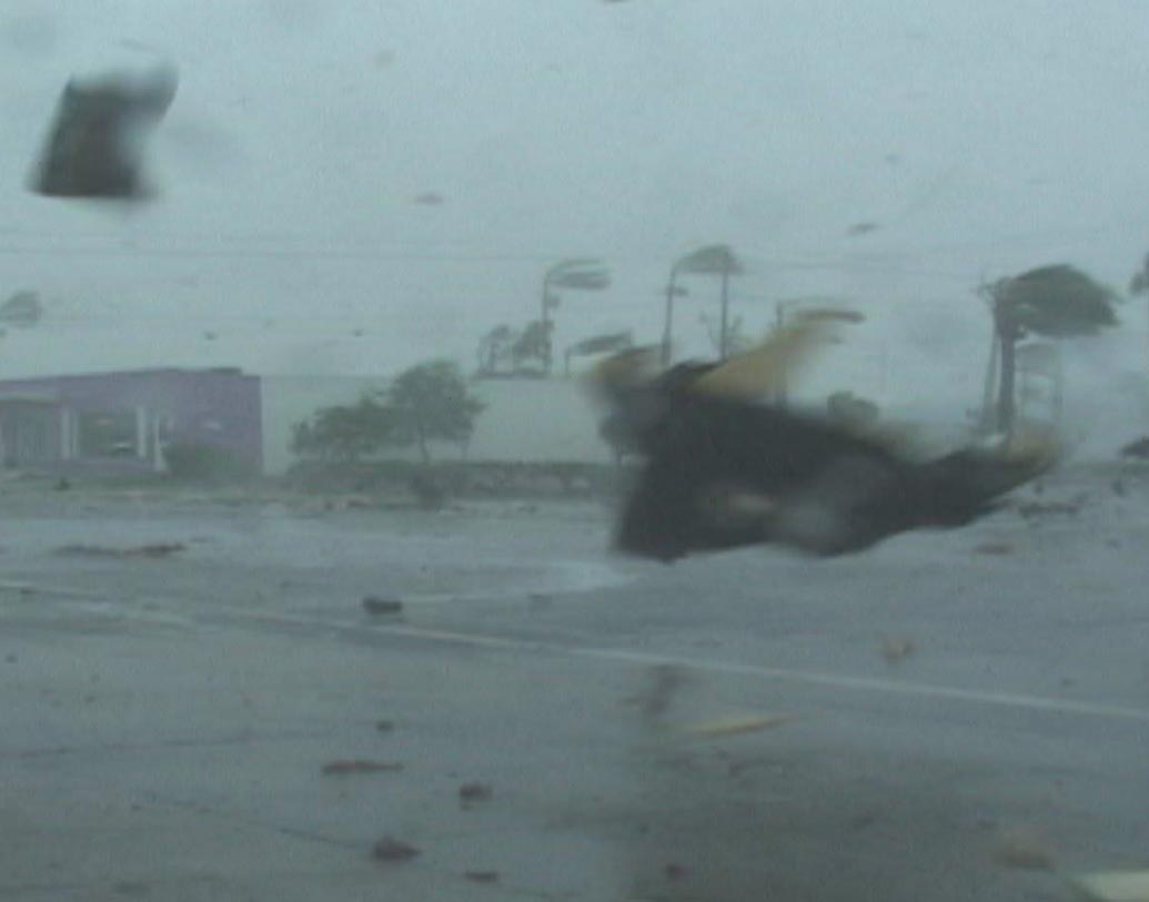 প্রথমে ক্যাটগরি ৪ হিসাবে ক্যারিবীয় দ্বীপপুঞ্জে আছড়ে পড়েছিল ইরমা। মাঝে শক্তি হারিয়ে ক্যাটগরি ৩-তে পরিণত হয়েছিল ইরমা।