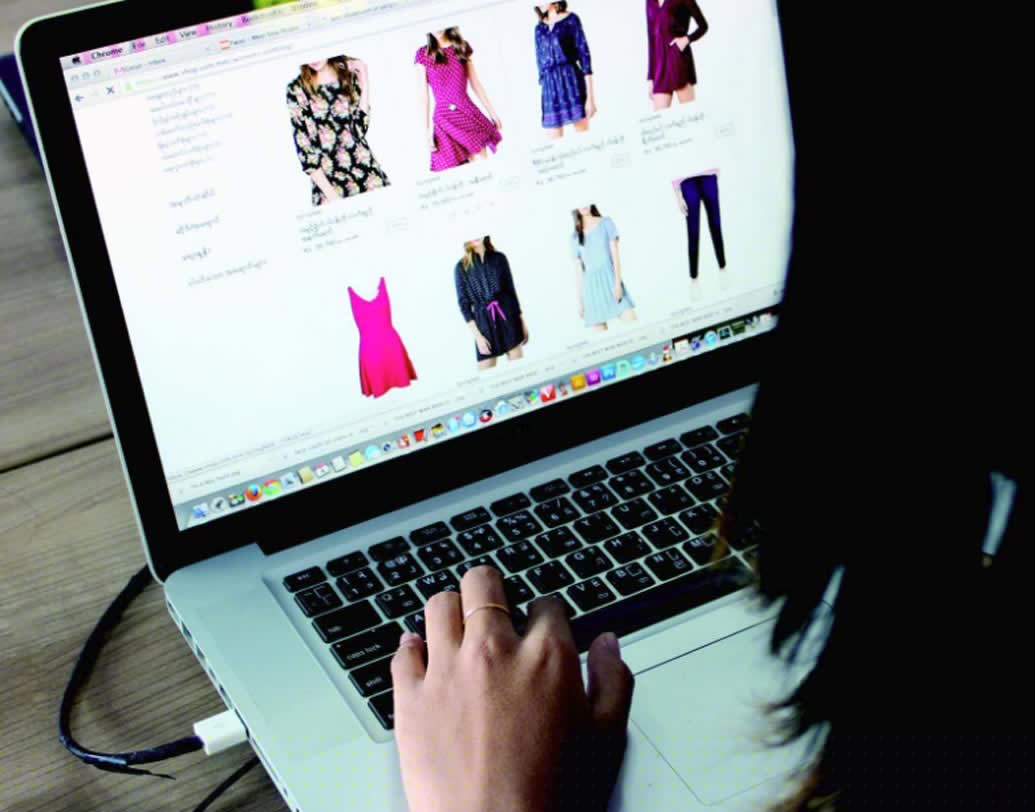 কোনও প্রোডাক্ট কেনার আগে অবশ্যই তার রিভিউ পড়ুন। রিভিউ থেকেই জানতে পারবেন আপনি যে জিনিসটি কিনতে চলেছেন তা আদৌ কতটা কার্যকরী।