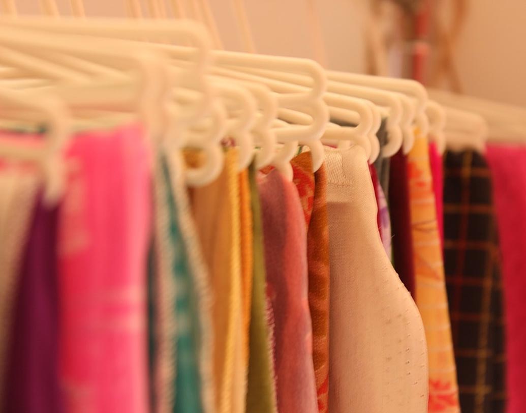 Give these things to your married daughter according to the seven days’ of week for her luck’s betterment 