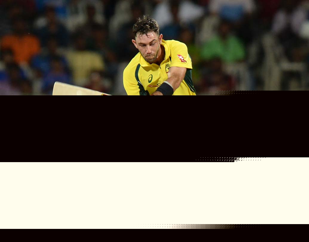 গ্লেন ম্যাক্সওয়েল চার ছক্কা হাঁকালেন। ২০১৫ বিশ্বকাপ থেকে তিনি শ্রীলঙ্কার বিরুদ্ধে চার ছক্কা ও আফগানিস্তানের বিরুদ্ধে ৭ ছক্কা হাঁকিয়েছিলেন।