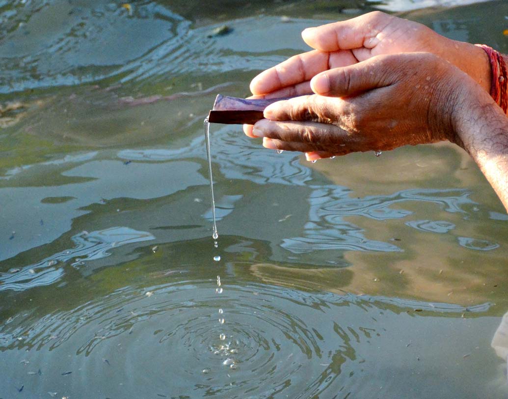 ‘গ্রহণ করো’। এই কী বলতে চাওয়া?