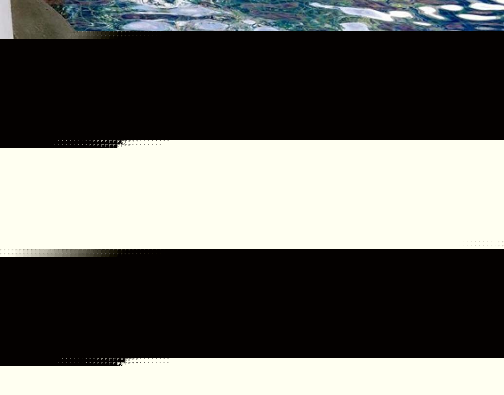 সারা খান: ‘বিদায়ী’ টেলি সিরিয়ালের সৌজন্যে সারা খান দর্শকদের কাছে পরিচিত মুখ। ‘শ্বশুরাল সিমার কা’, ‘জানা না দিল সে দূর’-এর মতো সিরিয়ালে সারাকে দেখেছেন দর্শক। এত দিন দর্শকদের কাছে তাঁর লুক ছিল পাশের বাড়ির মেয়ের মতো। সম্প্রতি তাঁর বিকিনি লুকের ছবি প্রকাশ্যে এসেছে।