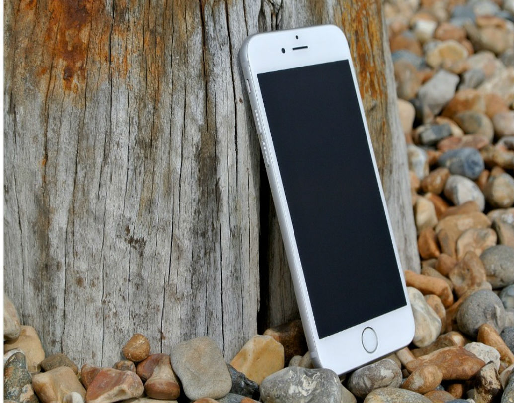 ৫.৫ ইঞ্চি ফুল এইচডি আইপিএস এলসিডি ডিসপ্লে থাকছে।