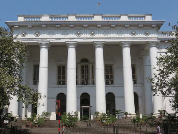 Kolkata Municipal Corporation under trouble while repairing the Town Hall