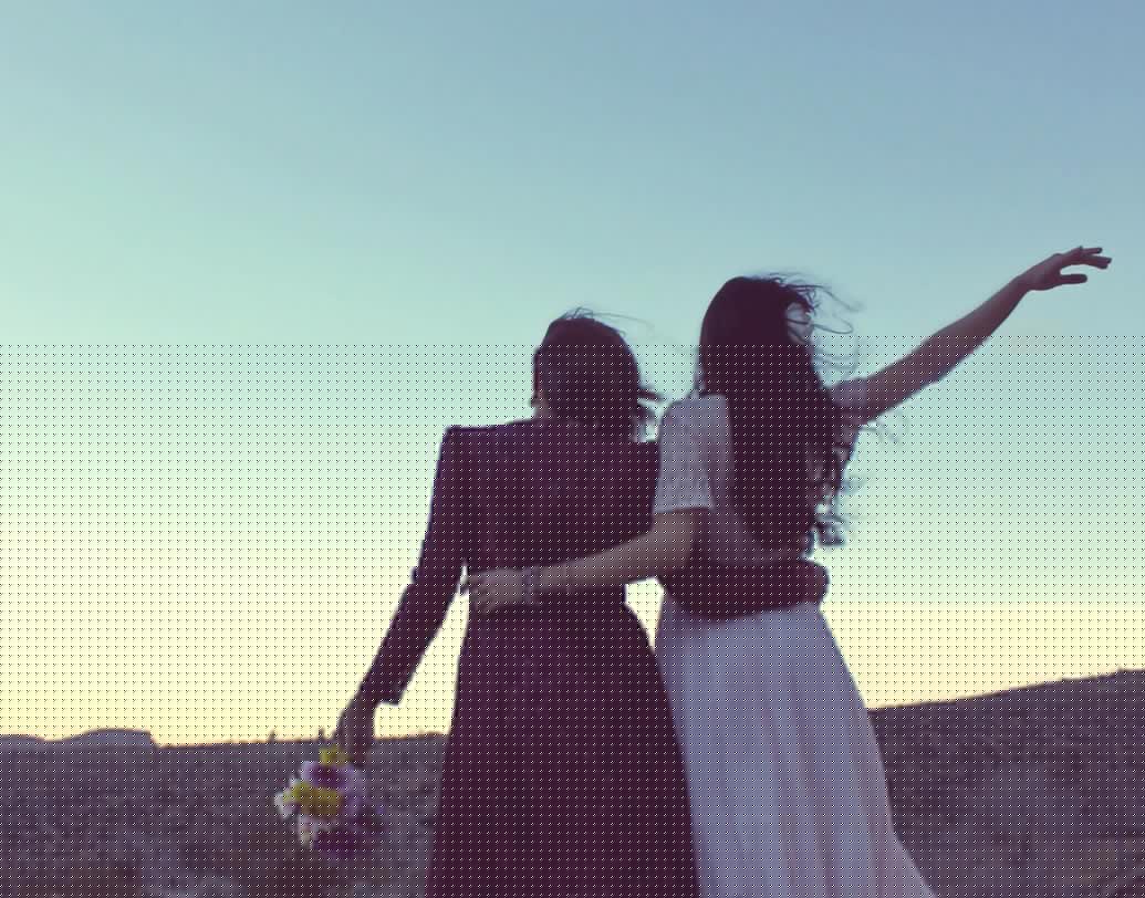 ১৯৭৫-এ সমলিঙ্গ কার্যকলাপ আইনি স্বীকৃতি পেয়েছিল বেলজিয়ামে। তবে বিয়ে নিয়ে স্বীকৃতি পেতে অপেক্ষা করতে হয়েছিল ২০০৩ পর্যন্ত।