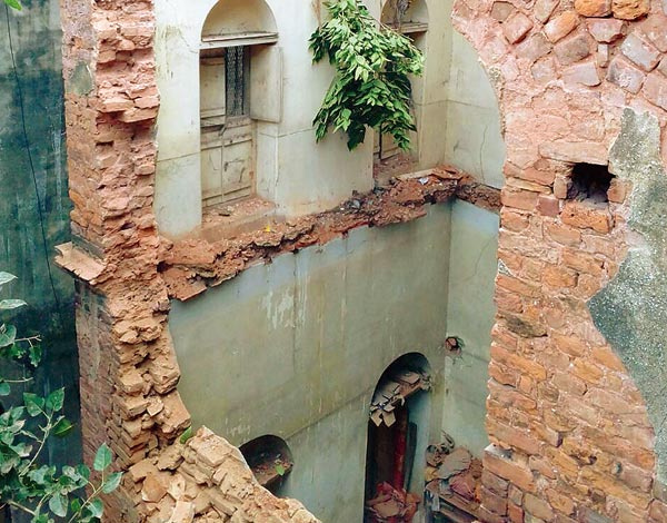 Three died as Dilapidated house collapsed