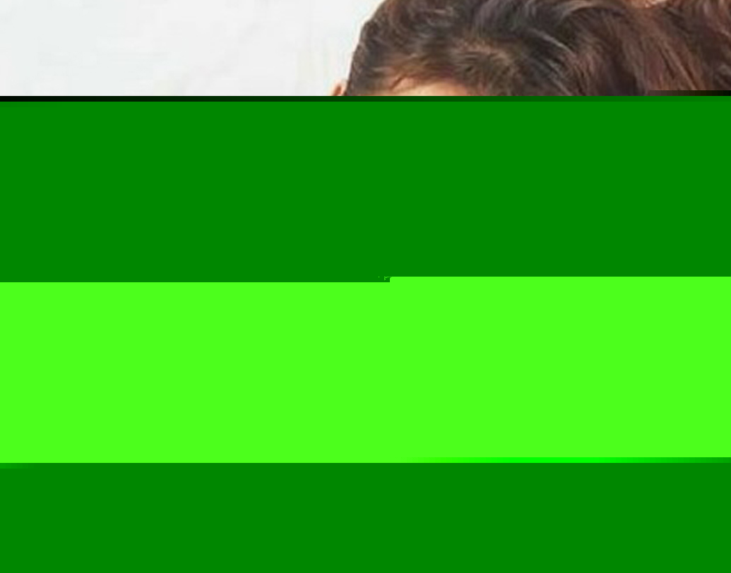 পওলিন চ্যান: চিনের এই পর্নস্টার সবচেয়ে বেশি সংবাদ শিরোনামে এসেছিলেন, যখন তিনি নিজের থেকে ৩৩ বছরের বড় এক জন ধনী ব্যবসায়ীকে বিয়ে করেছিলেন। যদিও কিছুদিনের মধ্যেই সেই বিয়ে ভেঙে যায়। এর পরমানসিক অবসাদে ভুগছিলেন তিনি। মাত্র ২৯ বছর বয়সে ৩০তলা বাড়ির ছাদ থেকে ঝাঁপ দিয়েছিলেন তিনি।