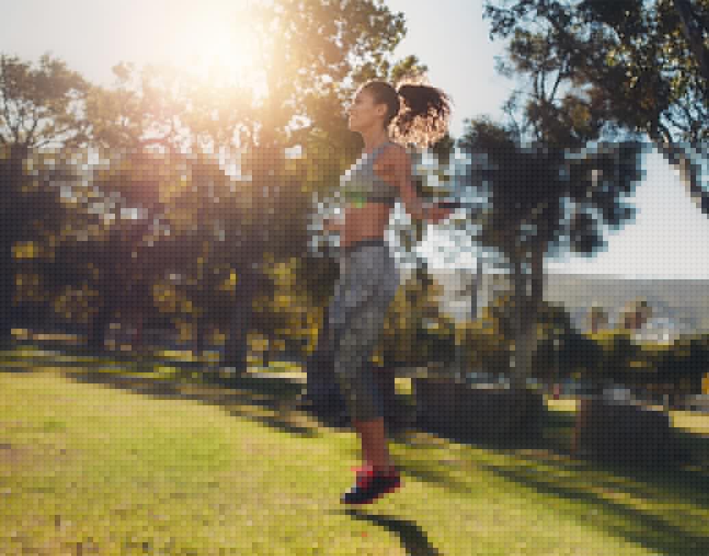 গরম কালে শরীর গরম থাকায় আমাদের মেটাবলিক রেট বেশি থাকে। ফলে ক্যালোরি ঝরানো অনেক সহজ হয়।