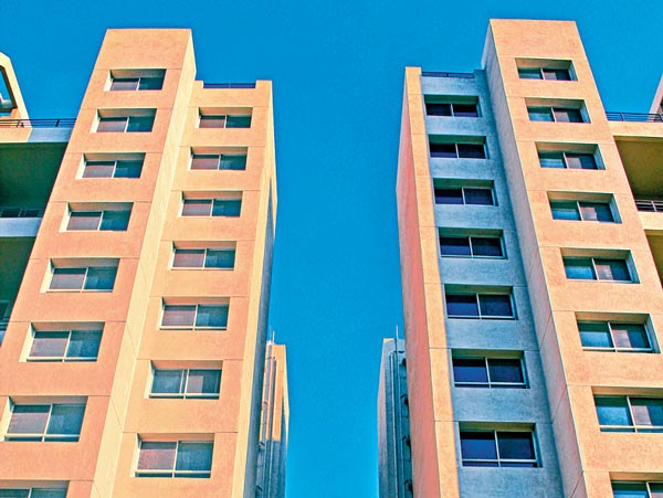 Anxious situation in housing industry, survey claims