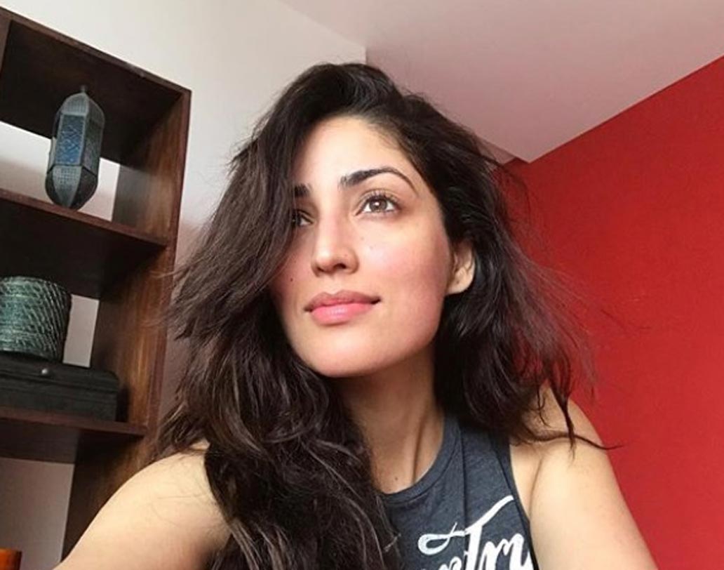 ইয়ামির ভক্তের স‌ংখ্যাও দিন দিন বেড়ে চলেছে। রূপে-গুণে এক কথায় ‘ডিভা’ ইয়ামি গৌতম।