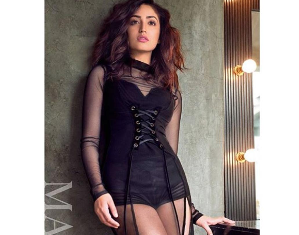 ছক ভেঙে, এ বার একটু অন্য রূপে ধরা দিয়েছেন নায়িকা। আসলে এতটা ‘হট’ ফোটোশুটে তাঁকে আগে সম্ভবত দেখা যায়নি।