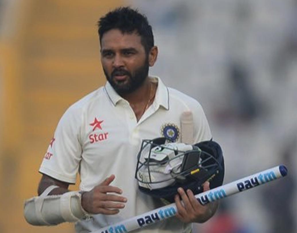 পার্থিব পটেল: ব্যাট হাতে প্রথম টেস্টে ভারতীয় ব্রিগেডকে ভরসা দিতে ব্যর্থ হন বাংলার ঋদ্ধিমান। ঋদ্ধির পরিবর্তে দ্বিতীয় টেস্টে দলে ফেরার সম্ভবনা প্রবল পার্থিবের।