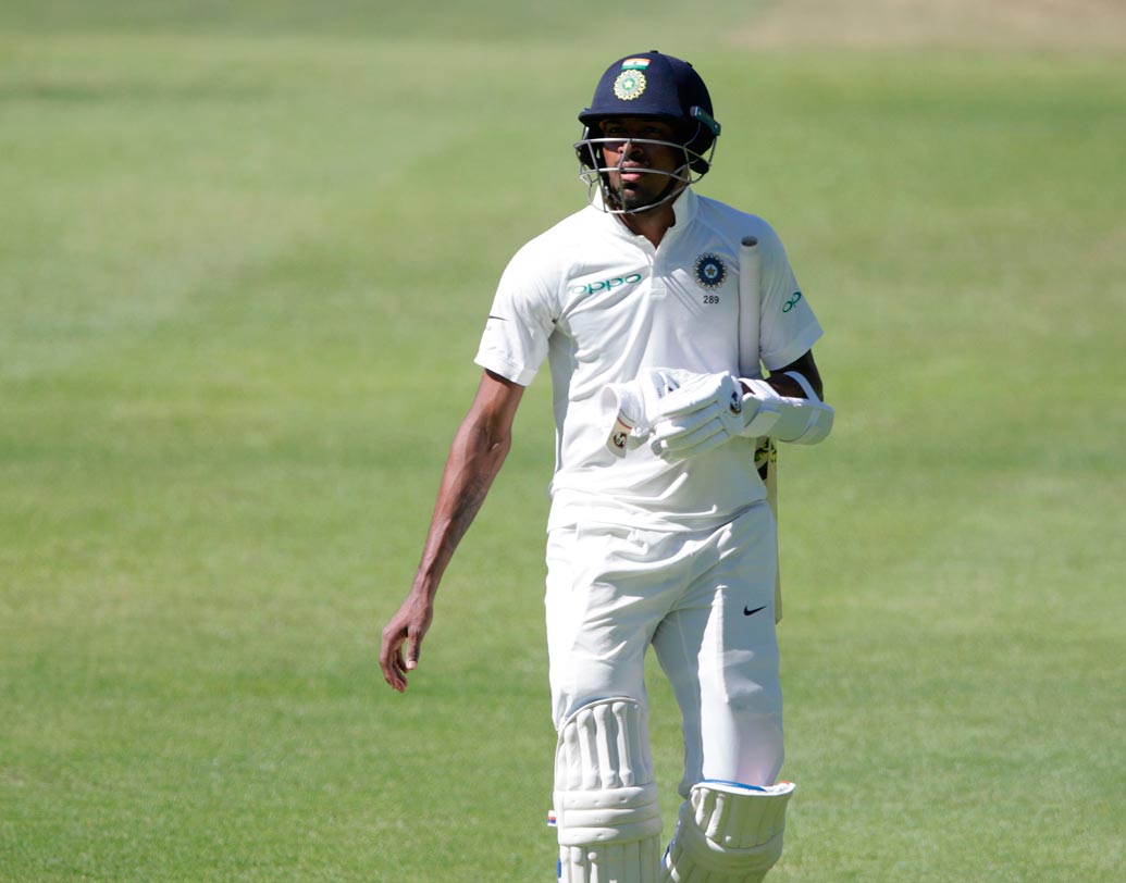 হার্দিক পাণ্ড্য: এই মুহূর্তে ভারতীয় দলের সেরা অলরাউন্ডার হার্দিক। প্রথম টেস্টের প্রথম ইনিংসে ৯৩ রানের ঝকঝকে ইনিংস খেলেন এই ভারতীয়। এই ম্যাচেও দেখা যাবে হার্দিককে।