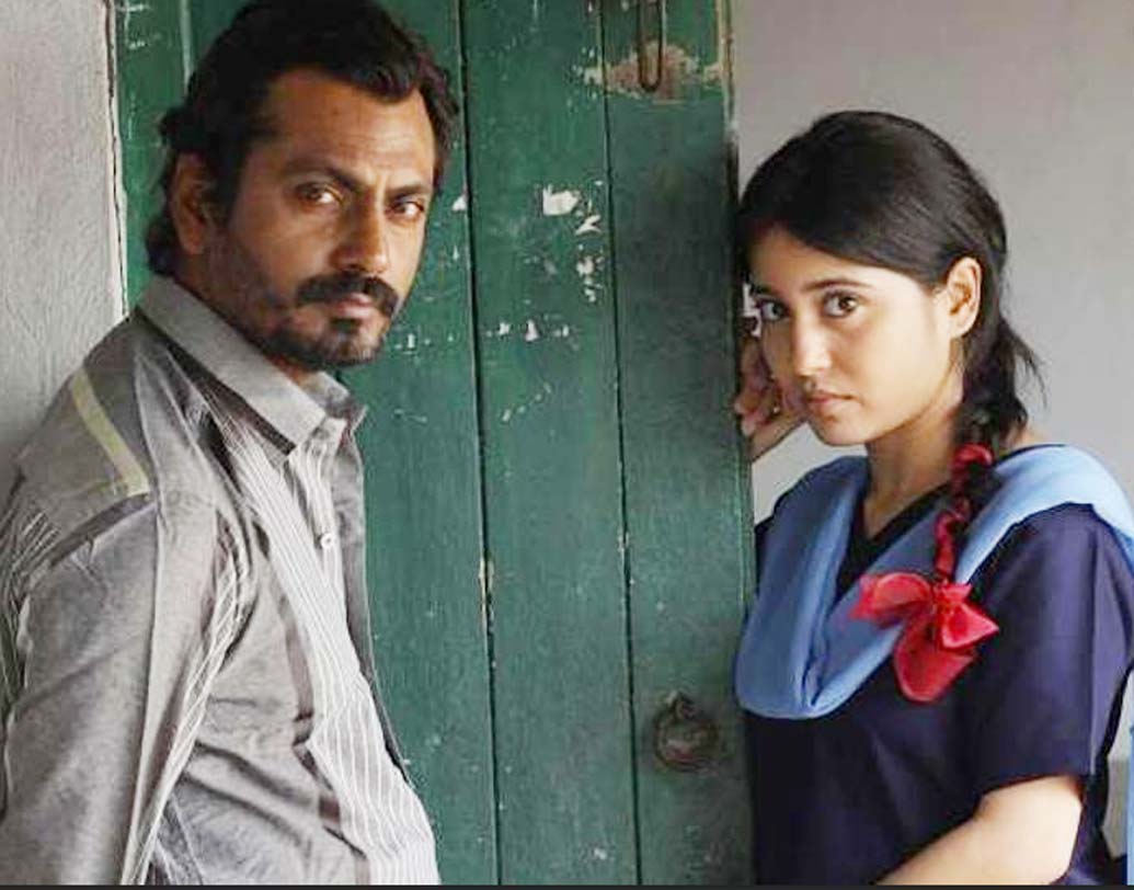 হারামখোর: গুজরাতের একটি ছোট গ্রামে এই ছবির শুট হয়েছিল। মাত্র ১৬ দিনের ব্যবধানে শুটিং শেষ করে মুক্তি পেয়েছিল নওয়াজউদ্দিন সিদ্দিকি অভিনীত ‘হারামখোর’।