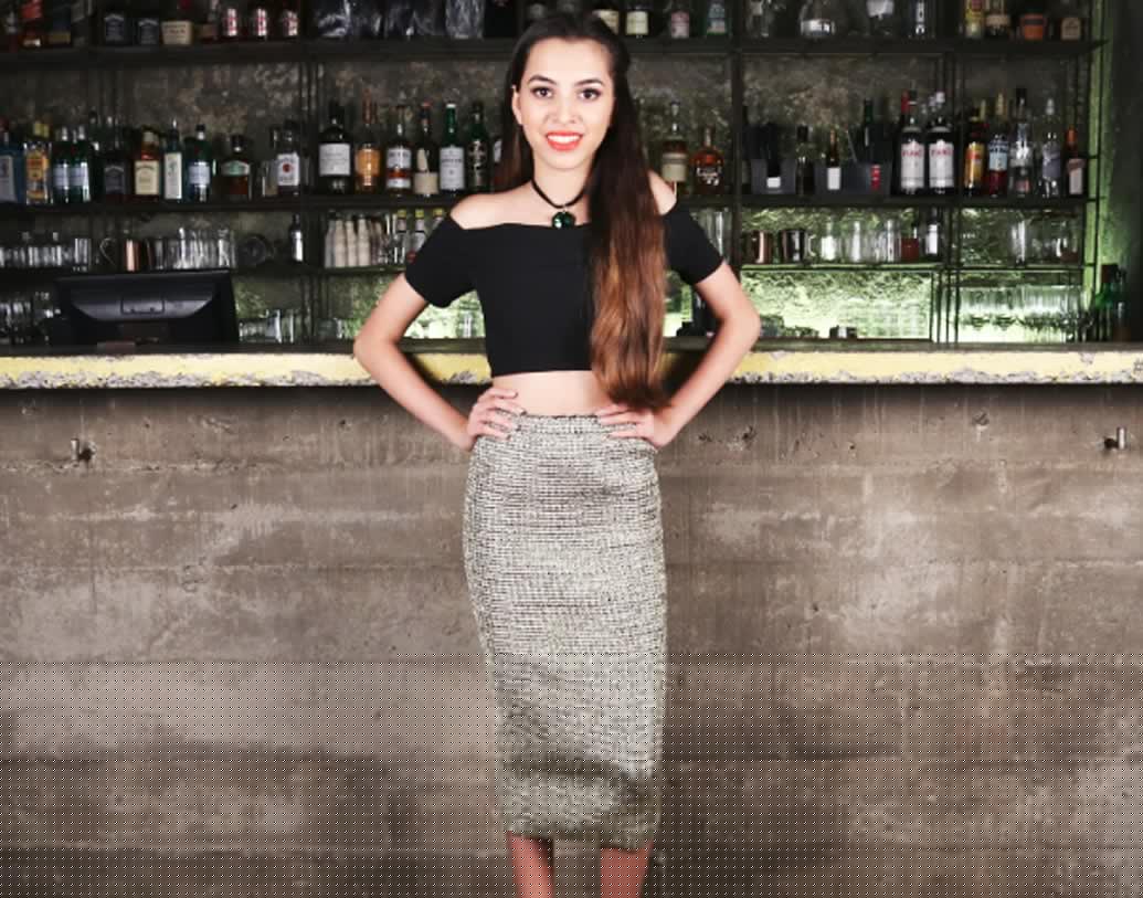 ছবির সম্পাদনাও দুর্দান্ত করেন আলিয়া। তেমনটাই বলেছিলেন সোহেল খানের পুত্র নির্ভান। নিজের একটি ছবি এডিট করে দেওয়ার জন্য ইনস্টাগ্রামে আলিয়াকে অনুরোধও করেছিলেন তিনি।