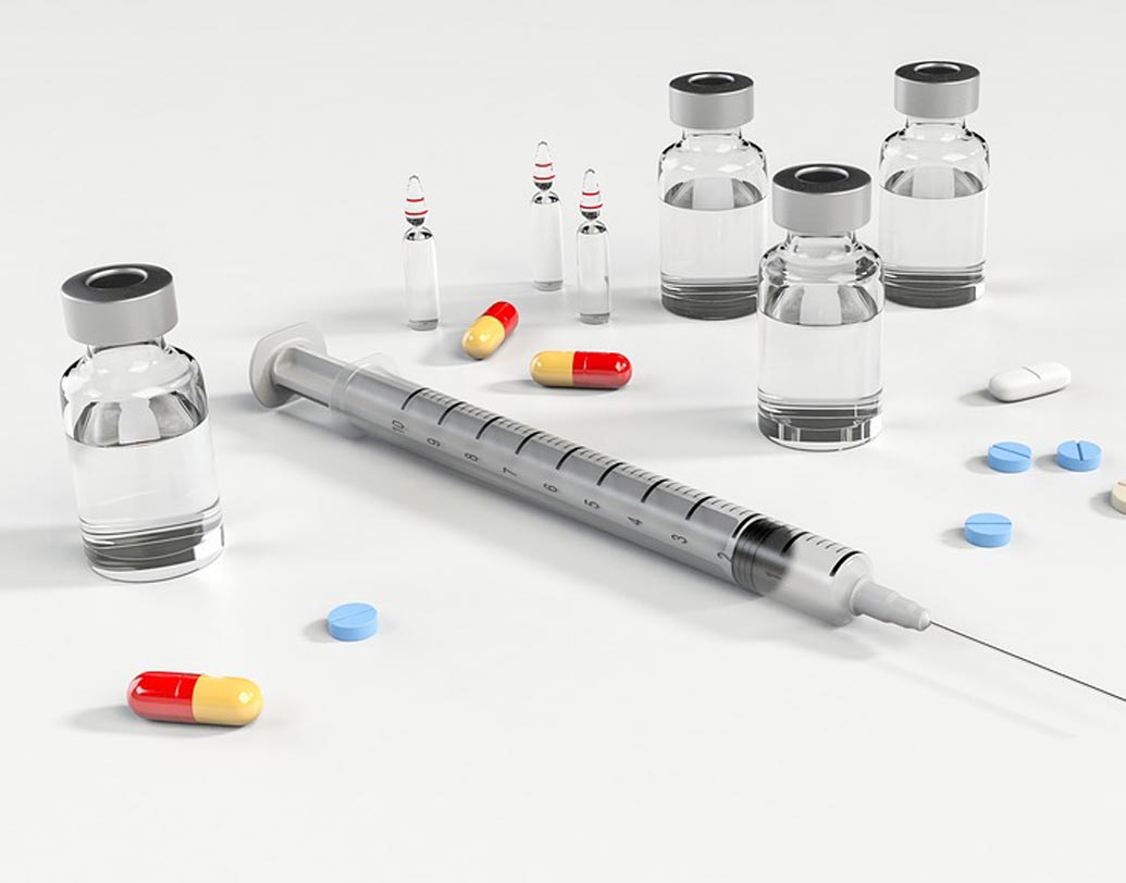 অন্যান্য ওষুধের কার্যকারিতা নাশ:  অতিরিক্ত ক্যালসিয়াম সাপ্লিমেন্ট হাইপার ক্যালসেমিয়ার ঝুঁকি বাড়ায়। অন্যান্য ট্যাবলেট এবং সাপ্লিমেন্টের কার্যকরিতা কমিয়ে দেয়। বিশেষজ্ঞদের মতে, ক্যালসিয়াম সাপ্লিমেন্টের সঙ্গে কেউ যদি নিয়মিত হার্টের অসুখের ট্যাবলেট বা আয়রন ট্যাবলেট খেতে শুরু করেন, তা হলে হৃদরোগের সম্ভাবনা বাড়ে।