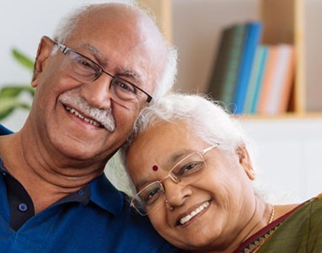 ষাট: বয়স ৬০ ছুঁলে আপনার বিনিয়োগগুলোর জন্য সিস্টেমেটিক উইথড্রয়াল প্ল্যান বেছে নিন। এই সময় আপনার প্রয়োজন এমন প্ল্যান যা থেকে নিয়মিত টাকা পাবেন অথচ কম ঝুঁকি-পূর্ণ হবে। মান্থলি ইনকাম প্ল্যান এবং সিনিয়র সিটিজেন সার্ভিং স্কিম এই সময়ের জন্য সবচেয়ে ভাল।