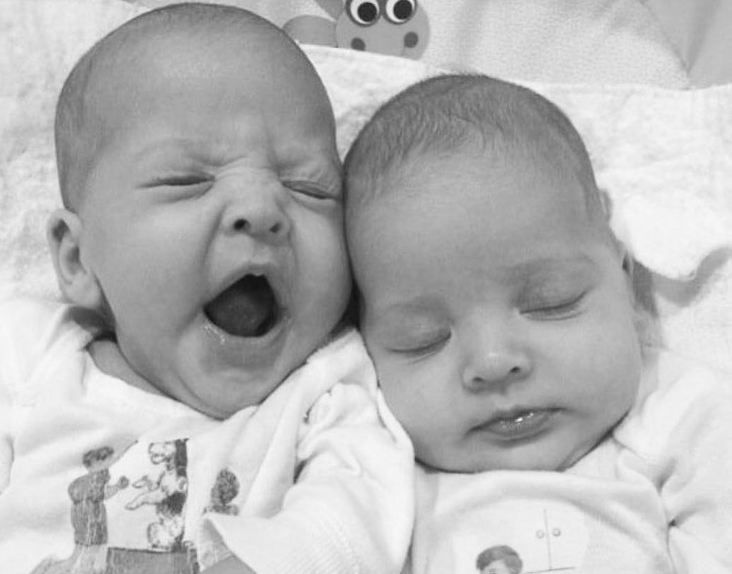 ৭ জুলাই ২০১০ জন্ম হয় কেভিন ও জ্যাকি ক্লেমেন্টের দুই যমজ কন্যার।
