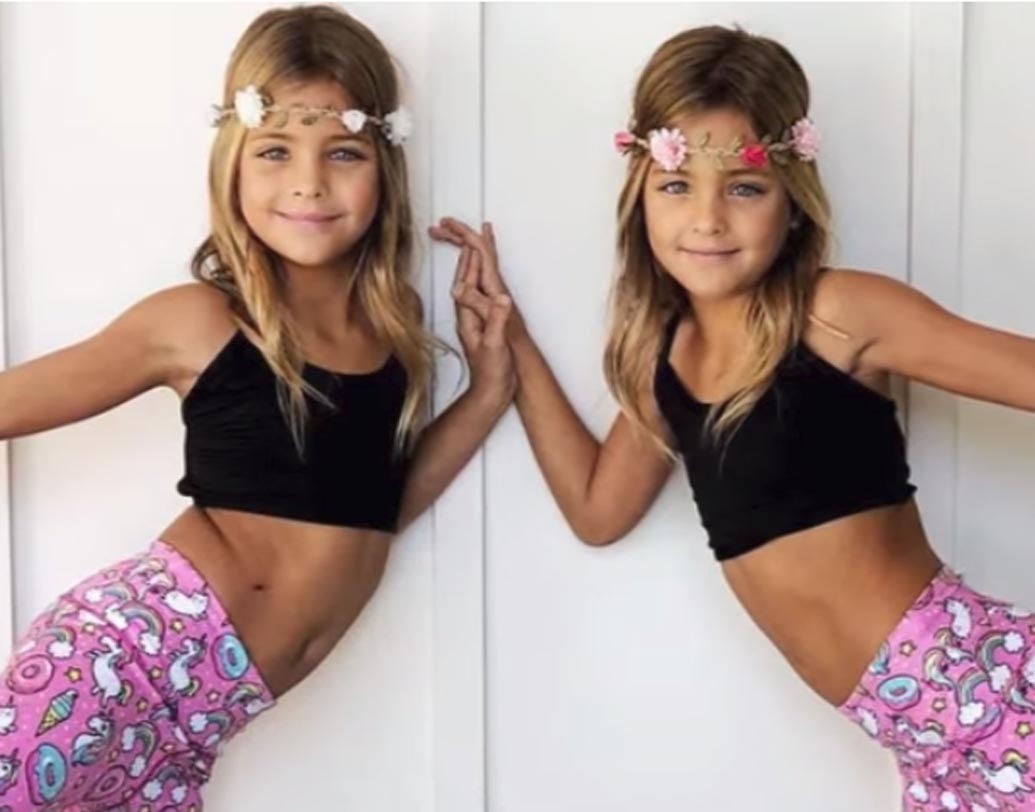 পড়াশোনার পাশাপাশি নাচ, সুইমিং নিয়ে ব্যস্ত থাকা সত্ত্বেও মডেলিংয়ের নাম শুনেই দুই বোন লাফিয়ে ওঠে।