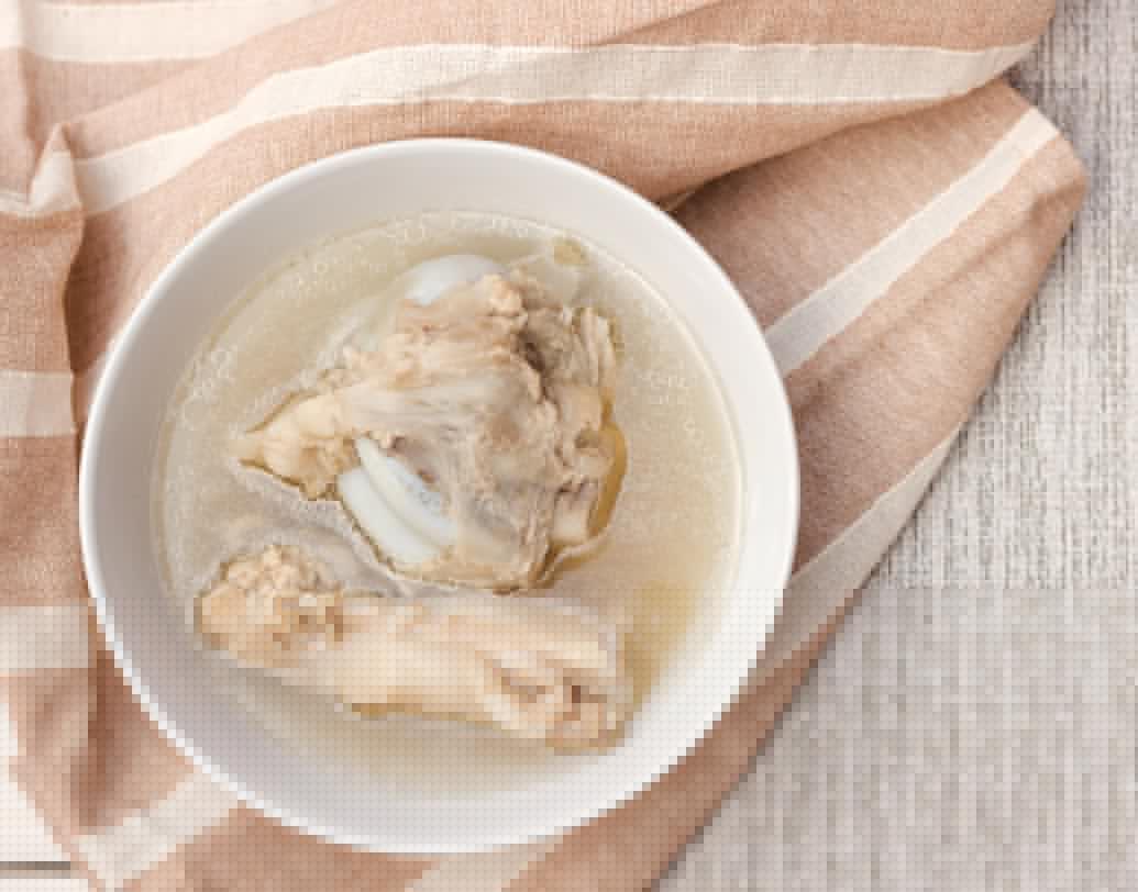 বোন ব্রথ প্রোটিন: পশু-পাখির হাড় গরম জলে ফুটিয়ে এই প্রোটিন তৈরি করা হয়। এর ফলে হাড়ের পুষ্টিগুণ বেরিয়ে যায়। এই প্রোটিন তাই অসম্পূর্ণ প্রোটিন।