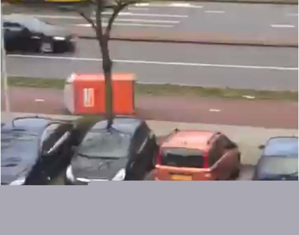 ঠিক একই রকম ভাবে শেয়ার হওয়া আর একটি ভিডিওতে দেখা যায়, গাড়ির মতোই একটি টয়লেট রাস্তা দিয়ে এগিয়ে যাচ্ছে। সেটিও ঝড়ের দাপটের জেরেই। উল্টে পাল্টে অনেকখানি চলে গেল টয়লেটটি।