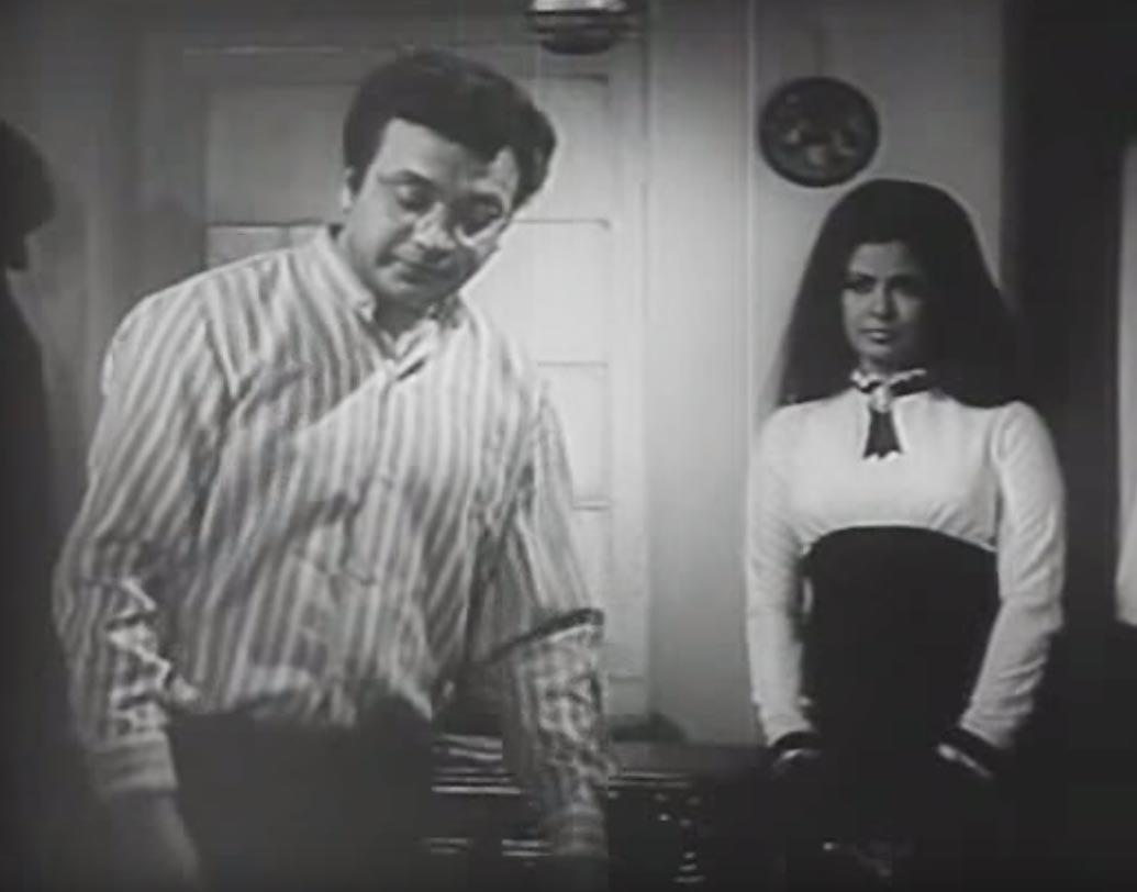 সব্যসাচী, মুক্তি পায় ১৯৭৭ সালে।