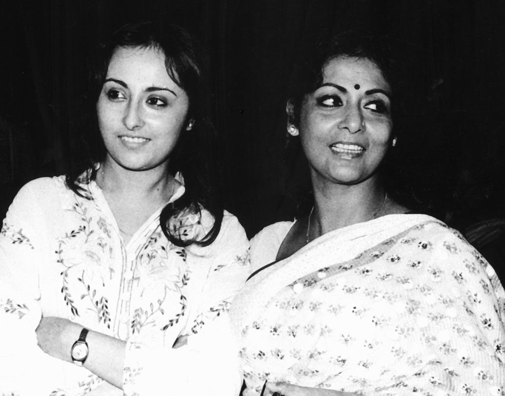 মেয়ে সোমার সঙ্গে।