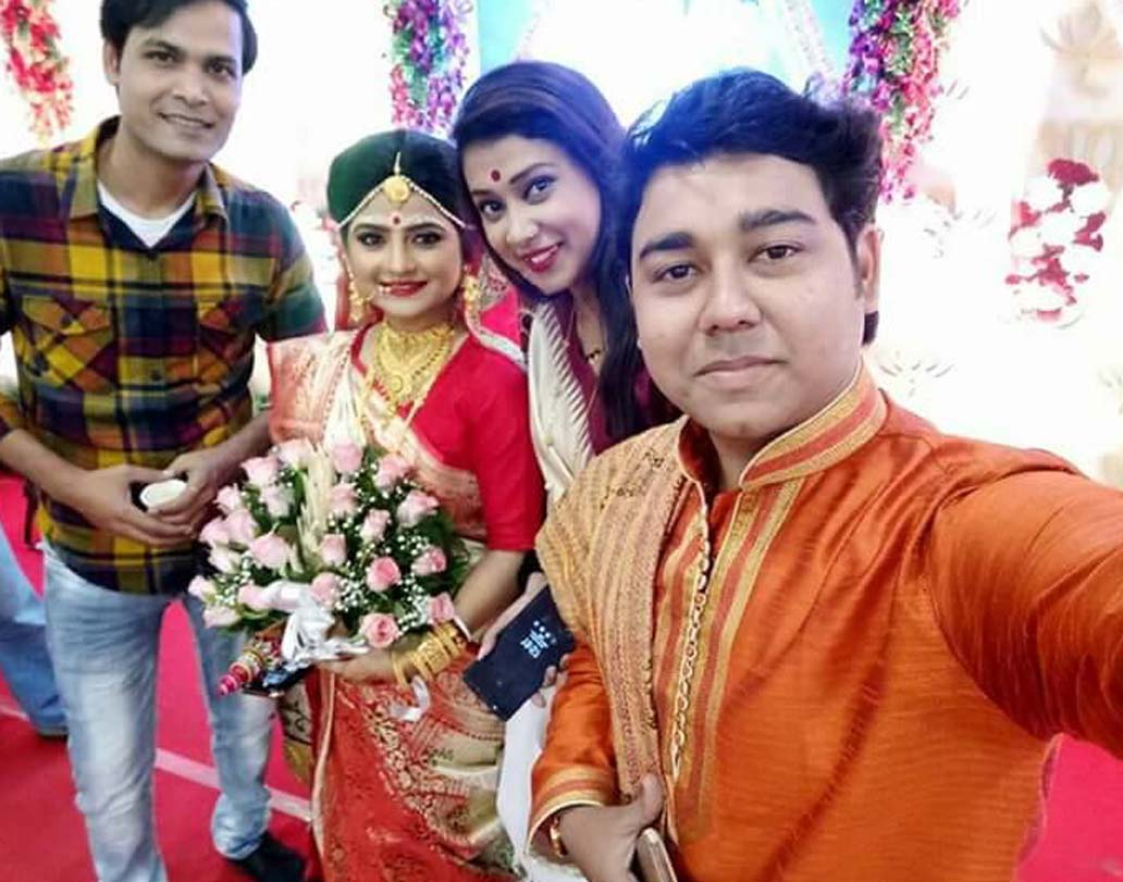 ফেব্রুয়ারিতে হানিমুনে যাবেন অদিতি-দেবরাজ। তবে হানিমুন ডেস্টিনেশন পুরোটাই সিক্রেট।